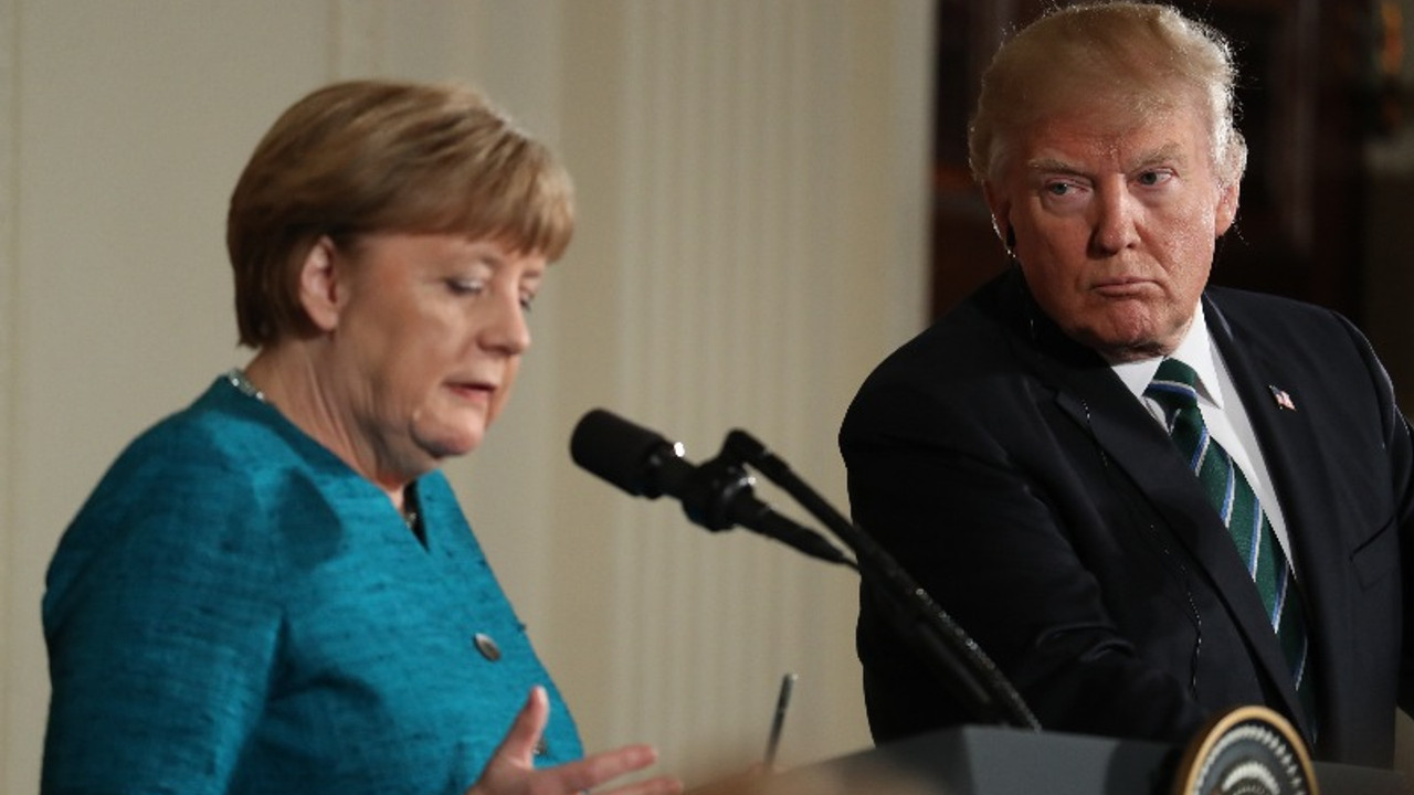 Trump'tan Merkel'e: NATO'ya para vermiyorsun