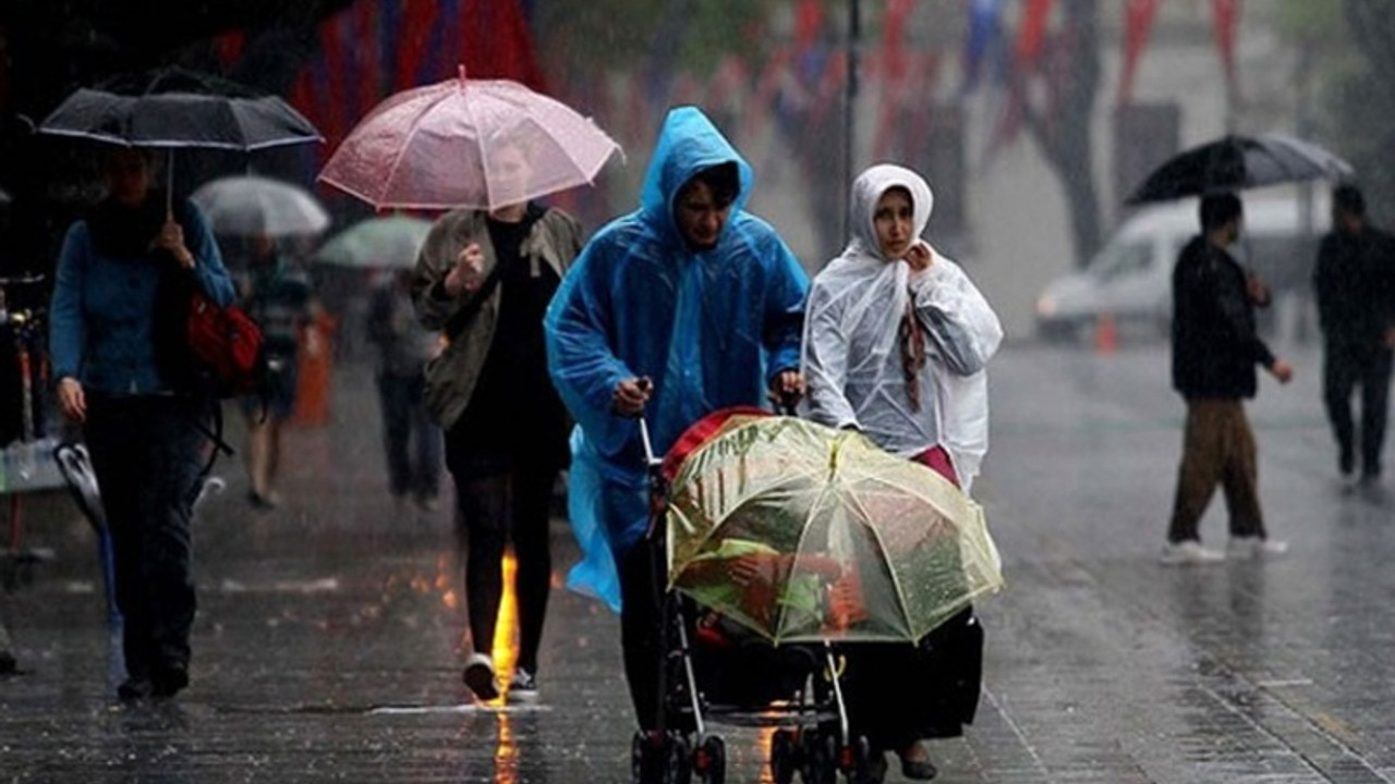 Meteoroloji'den İstanbul için kuvvetli yağış uyarısı