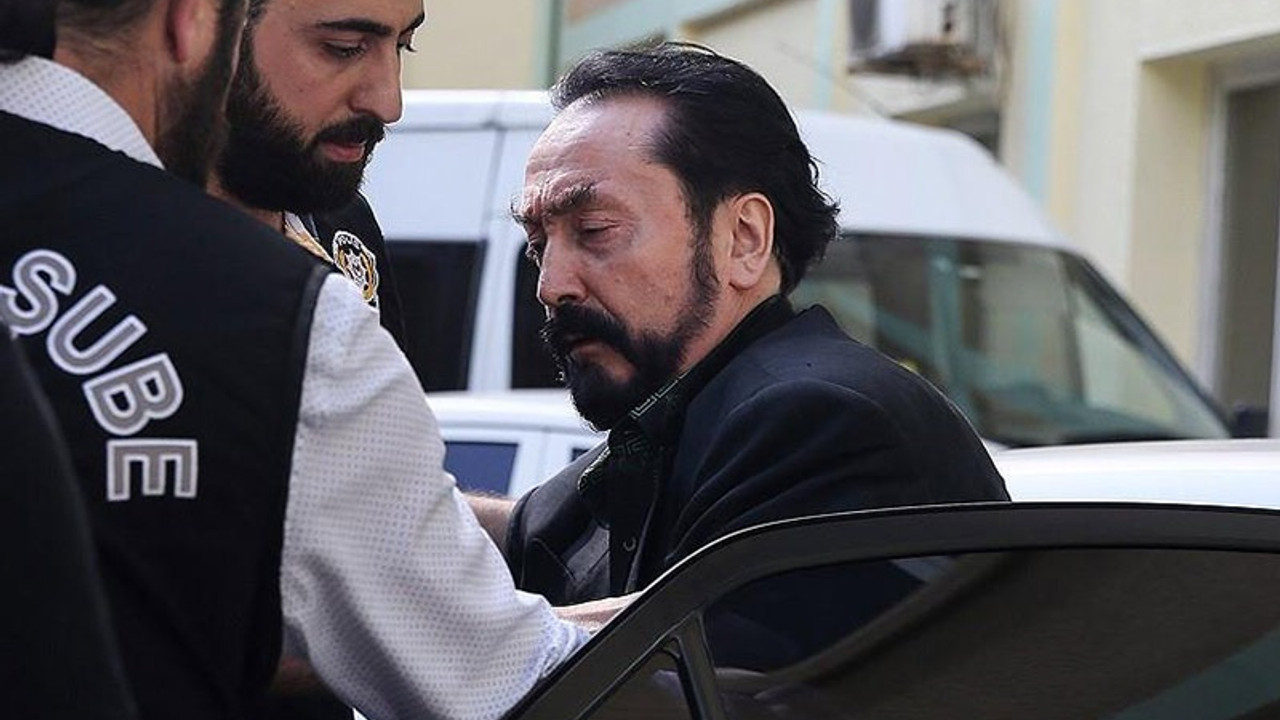 Adnan Oktar adliyeye sevk edildi