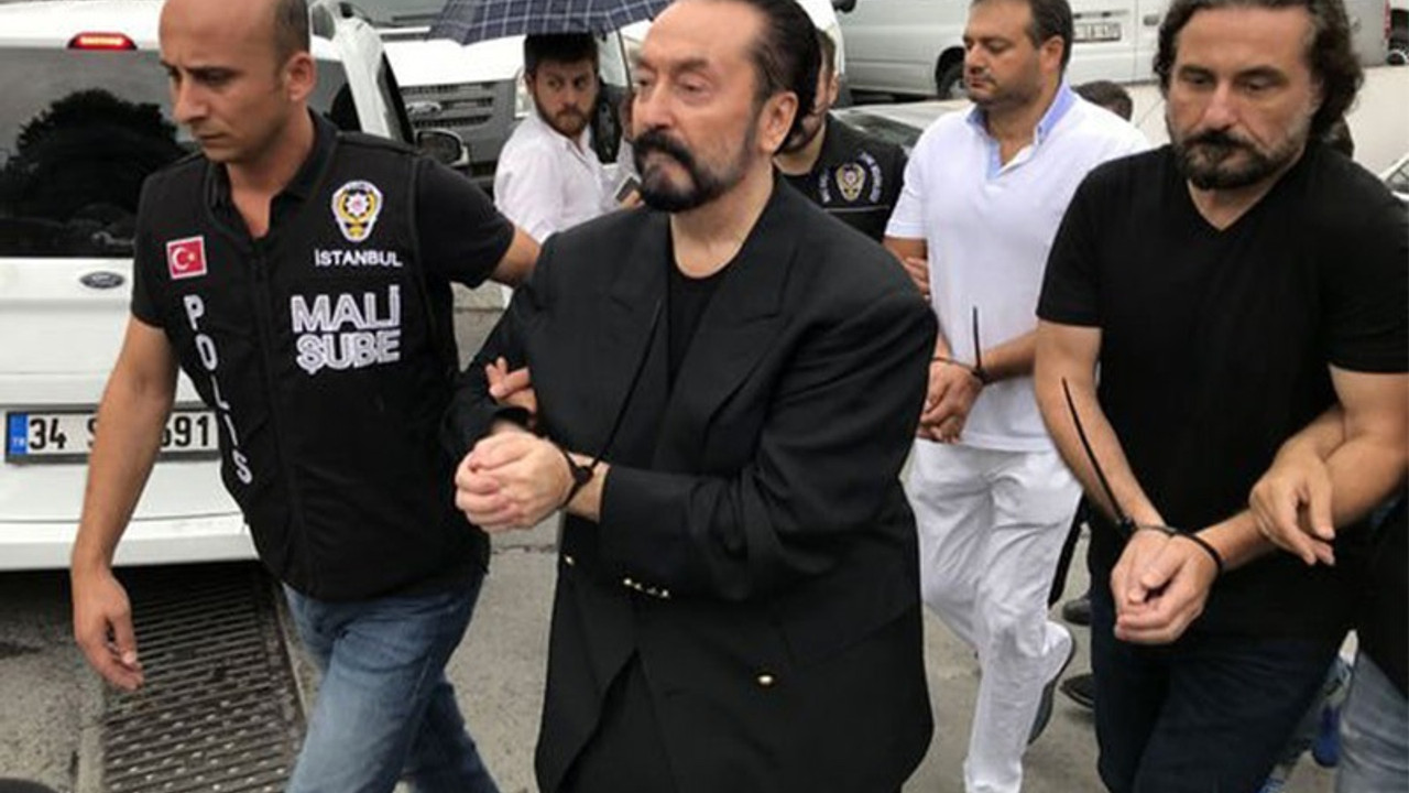 Adnan Oktar'ın şifresi çözüldü