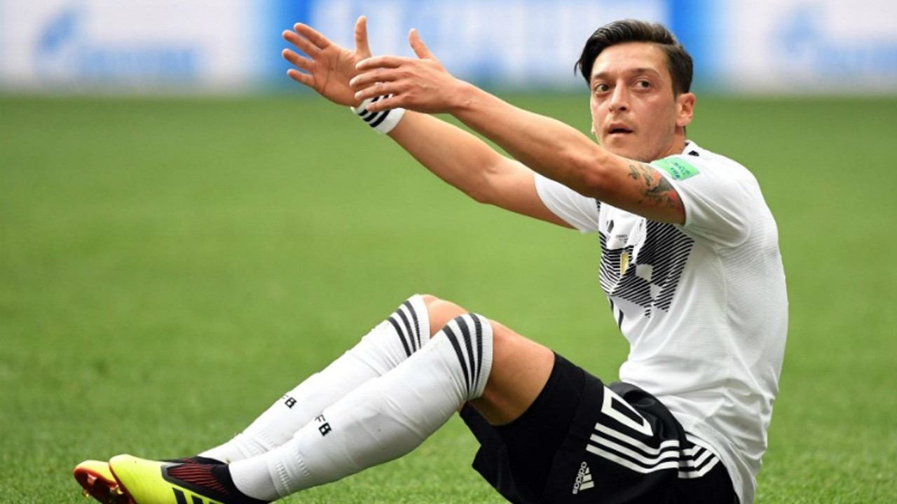 Alman basınında gündem Mesut Özil