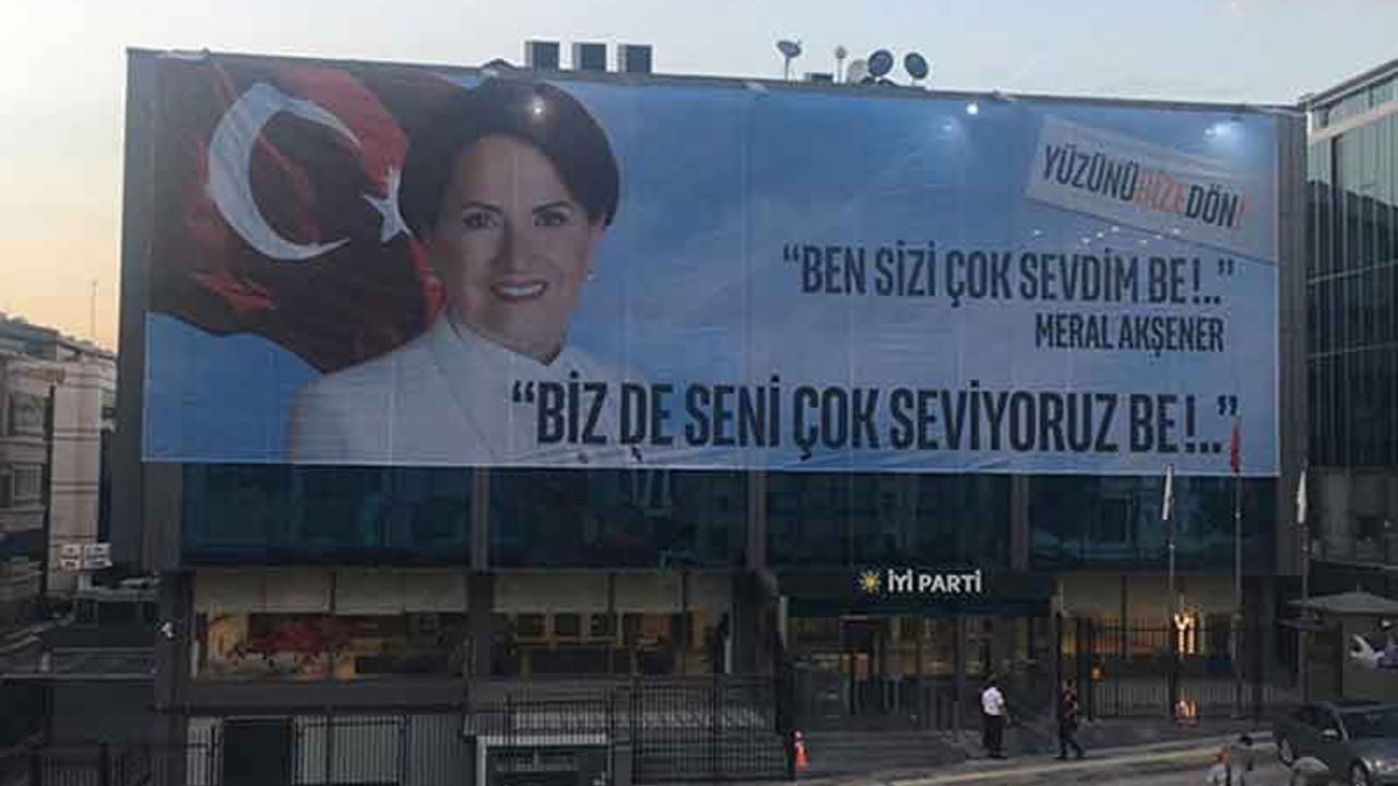 Akşener'e pankartlı çağrı