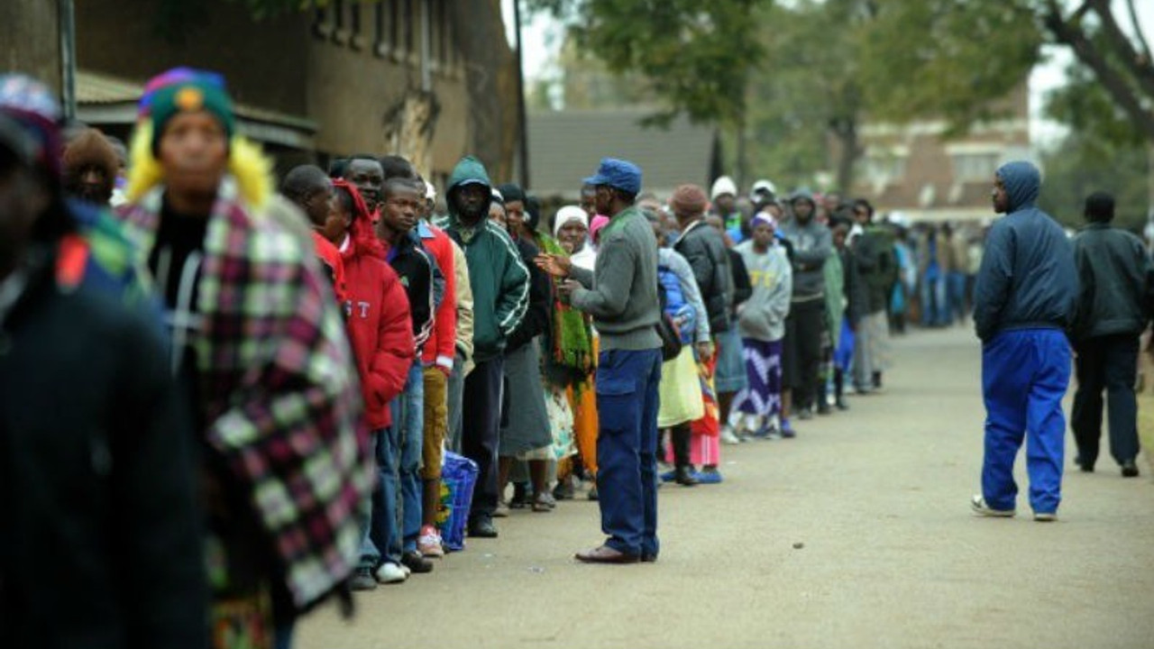 Zimbabve 38 yıl sonra ilk kez Mugabe olmadan seçime gidiyor