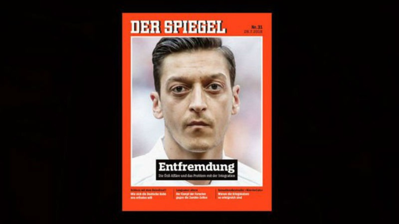 Der Spiegel Mesut Özil'i kapak yaptı