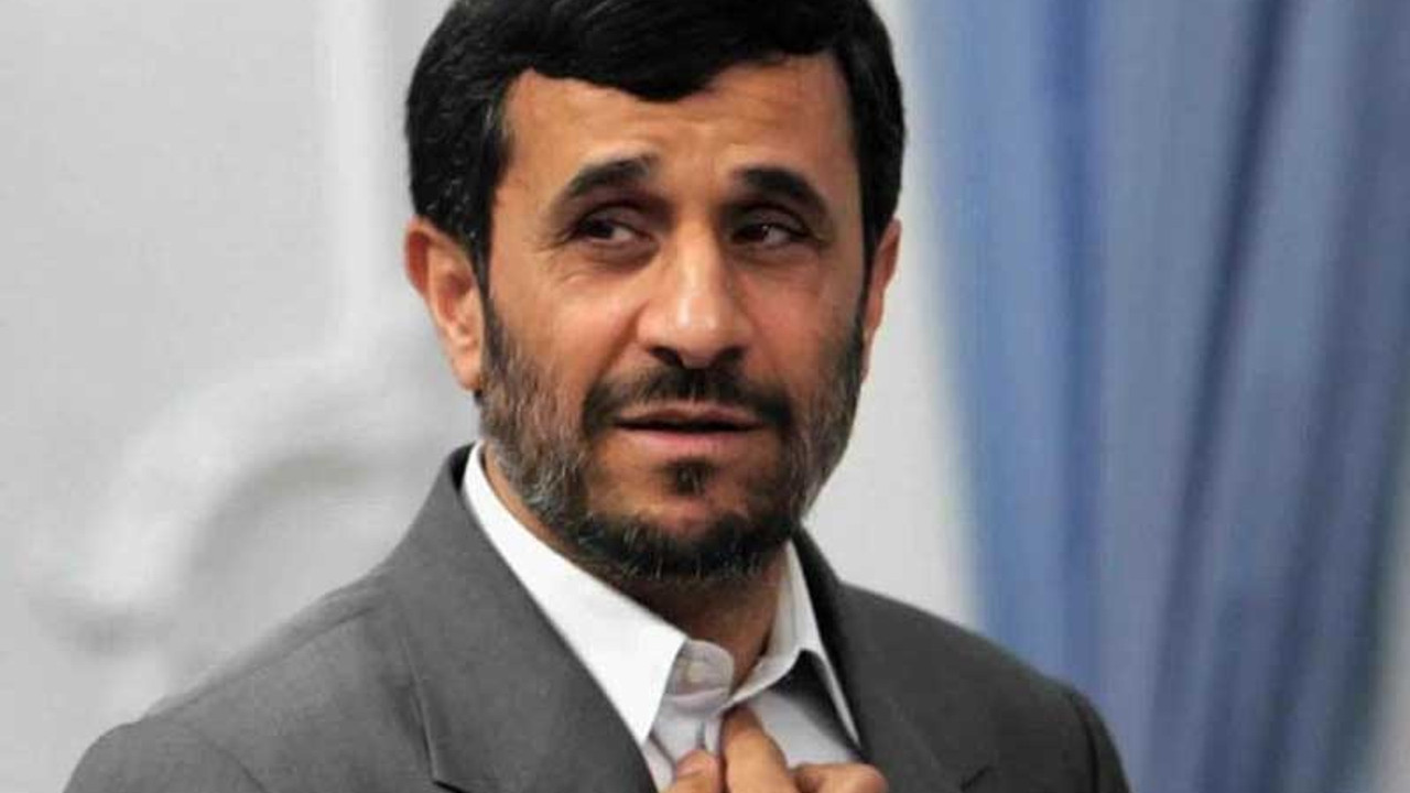 Ahmedinejad'dan Trump'a: İsimlerini ve banka hesaplarını açıklayın