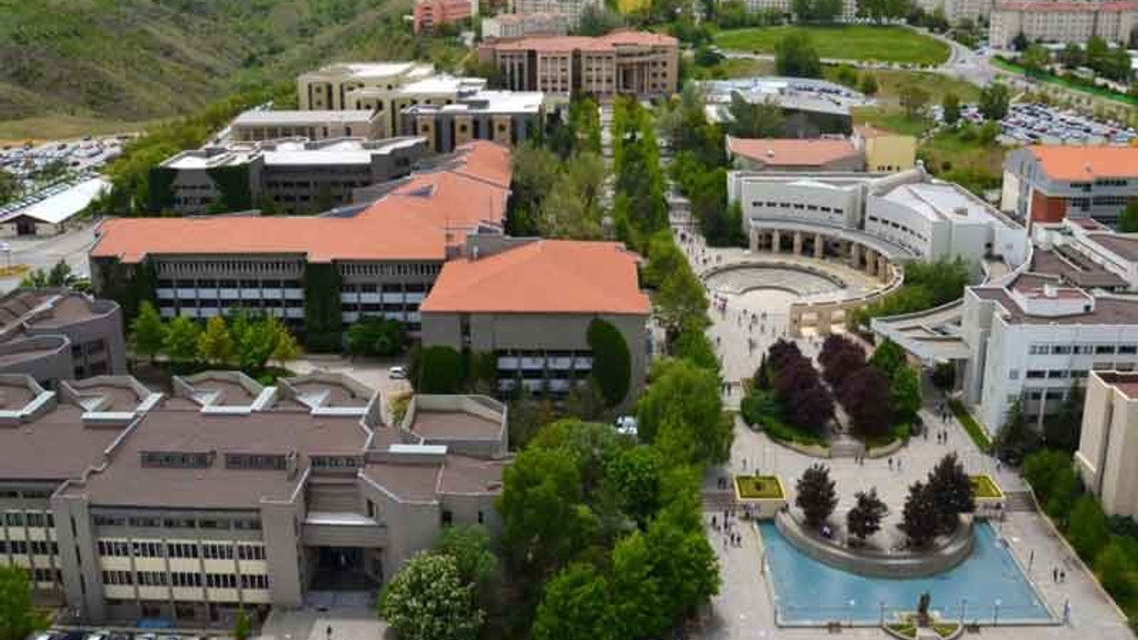 Bilkent Üniversitesi'de dört istifa