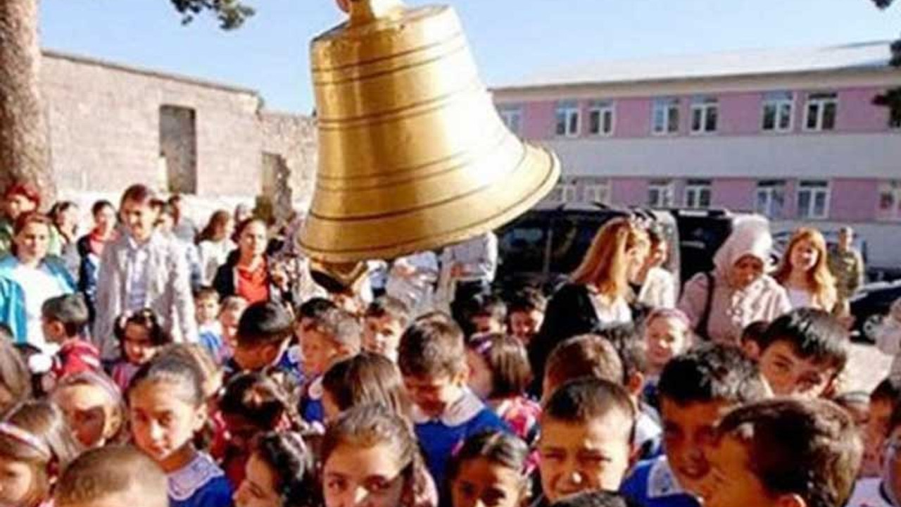 MEB okulların açılacağı tarihi duyurdu