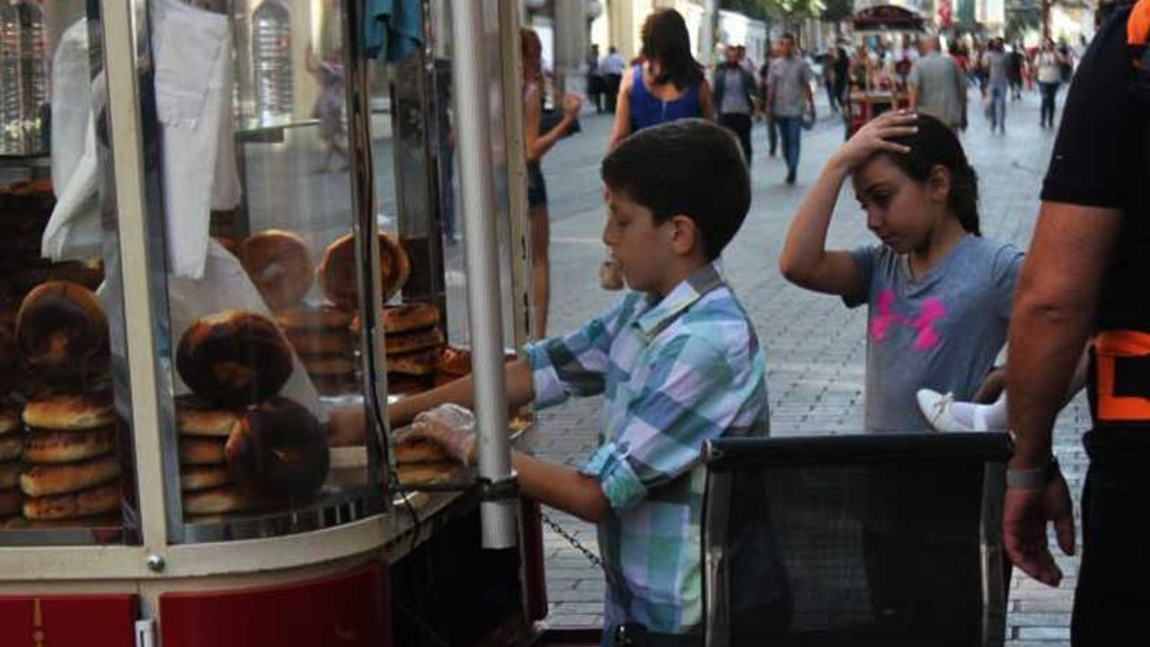 Bayramda çalışan çocuk: Küçük değilim hayat çok büyük