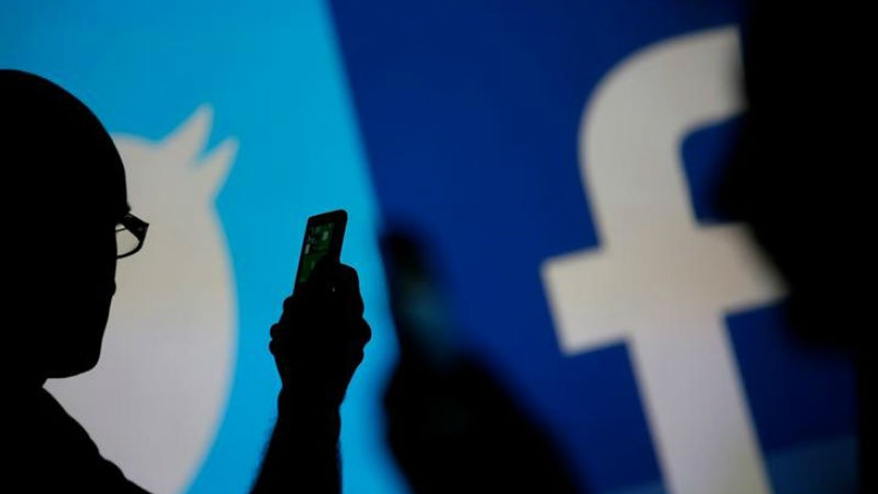 Facebook ve Twitter o hesapları yasaklıyor