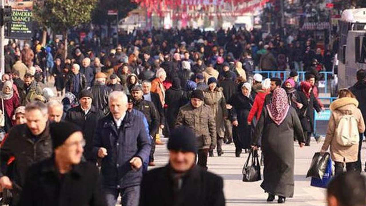 Emeklilikte yaşa takılanlar için kanun teklifi