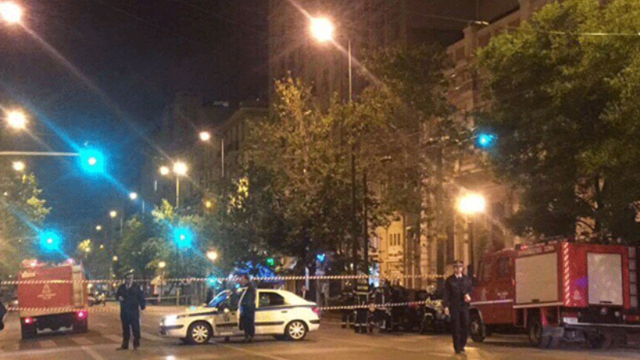 Atina'da Patlama
