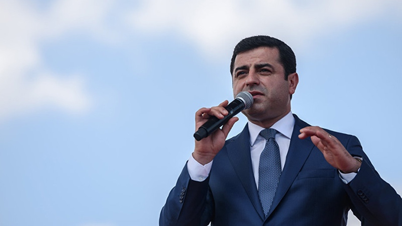 Demirtaş'ı Twitter'dan takip etmek terör suçu sayıldı