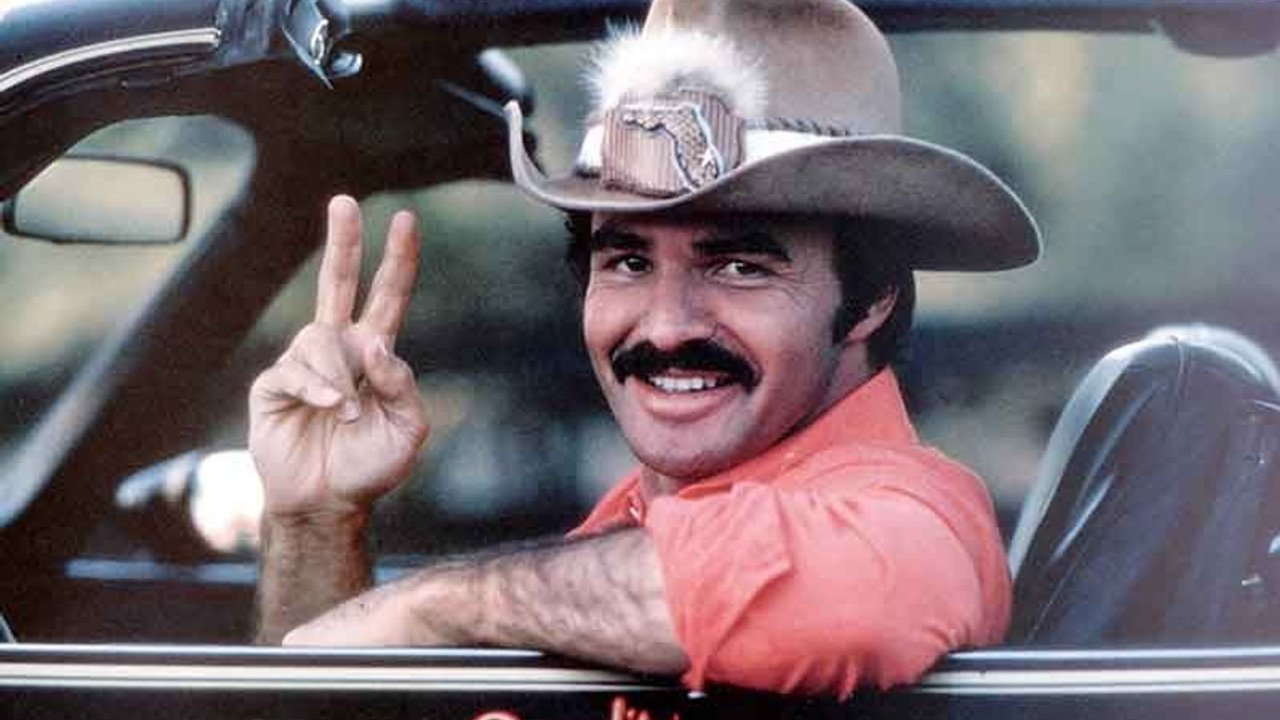 Ünlü aktör Burt Reynolds hayatını kaybetti