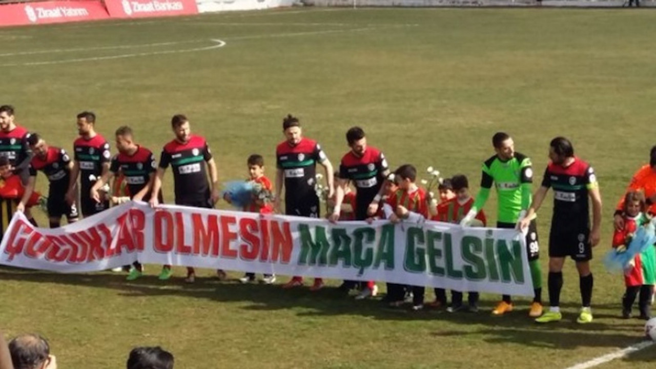 Erdoğan'ın okuyunca 'şiir', Amedspor yazınca 'ceza'