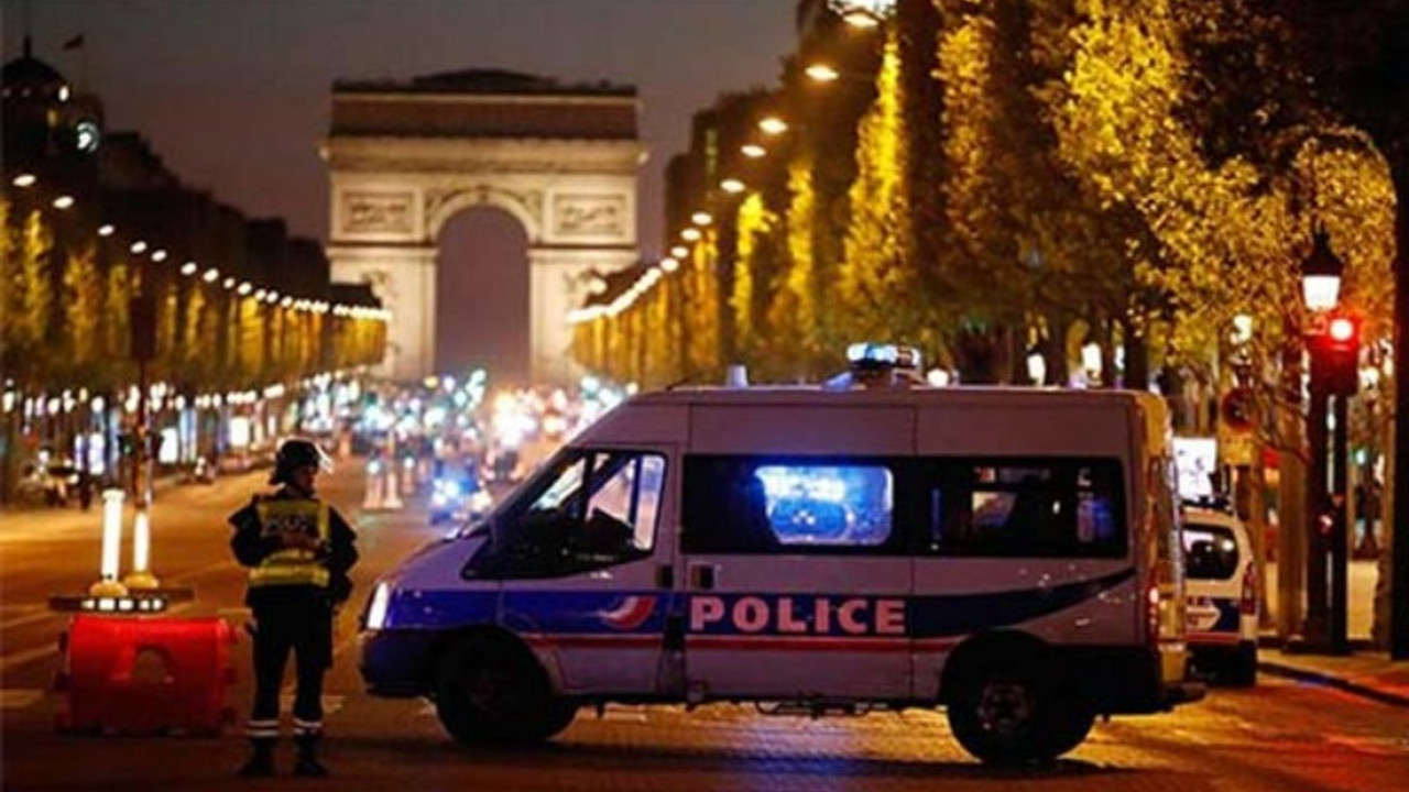 Paris'te IŞİD saldırısı: 2 ölü