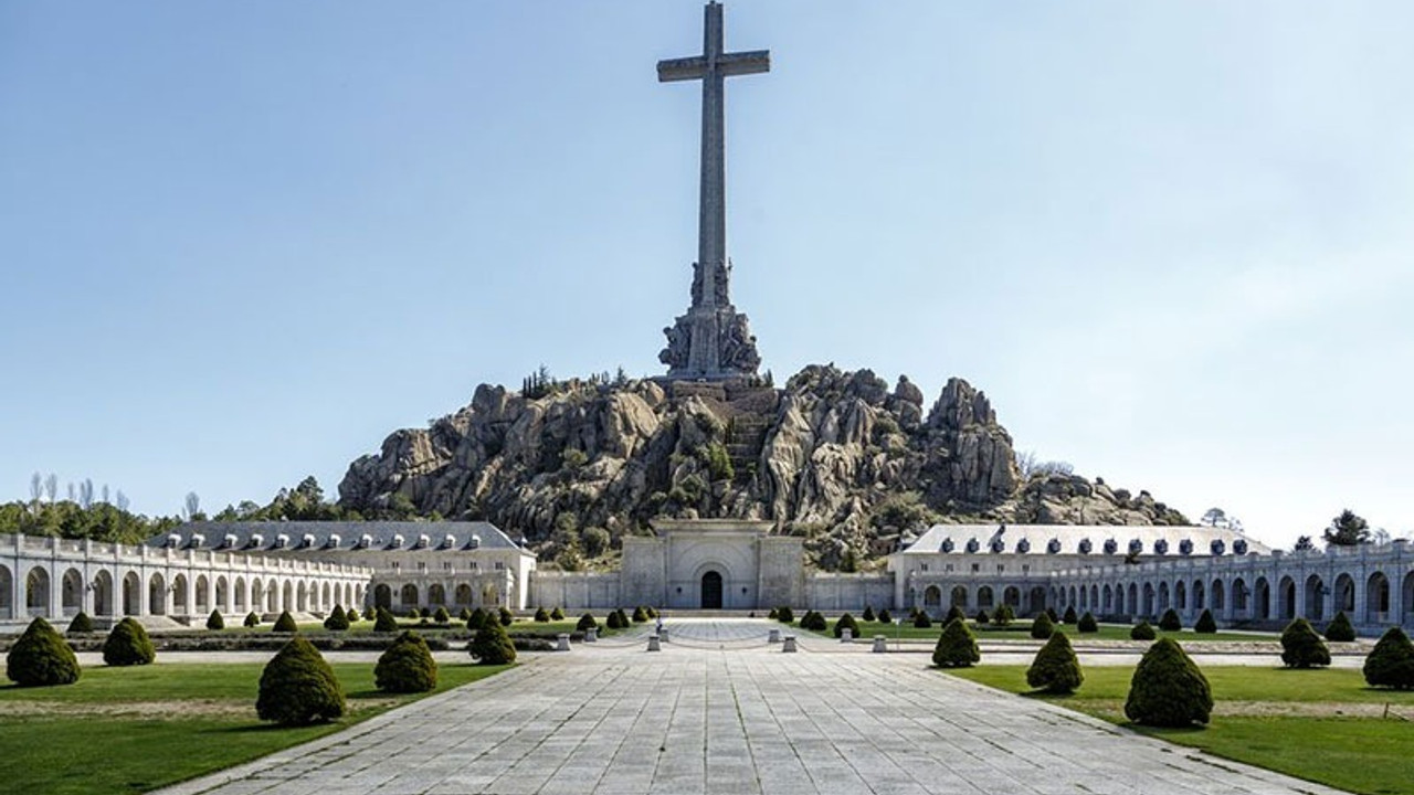 Diktatör Franco'nun mezarı taşınacak