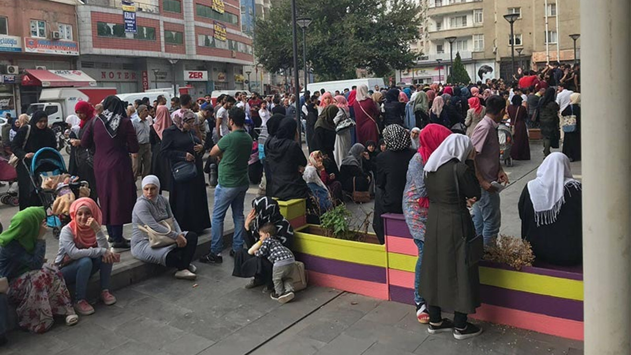 150 kişilik işe binden fazla mülteci başvurdu