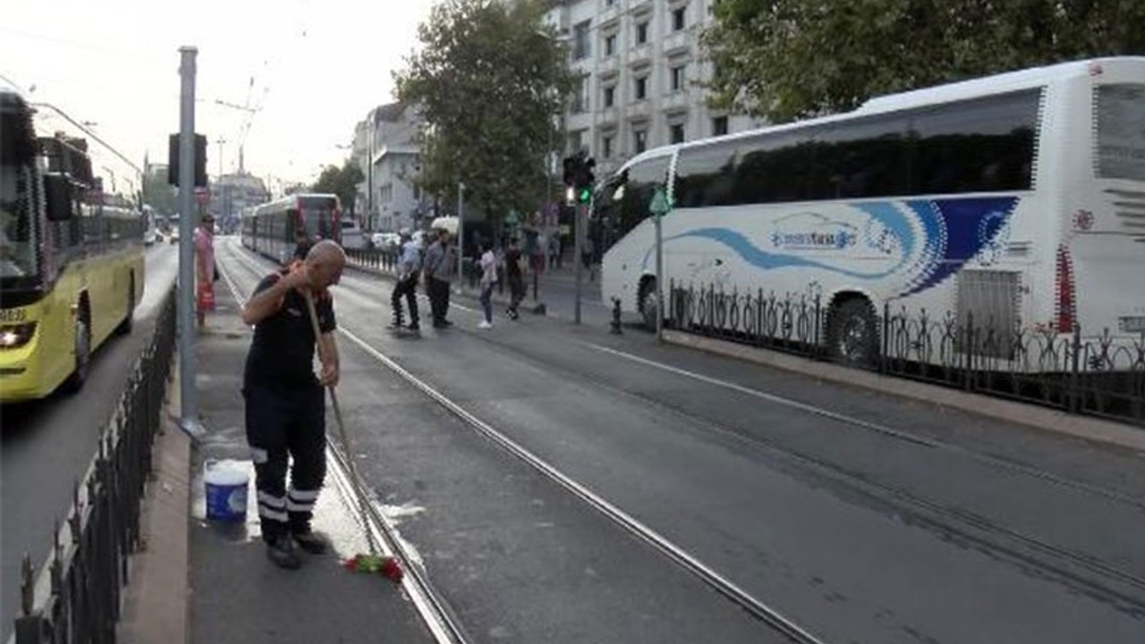 Tramvayın çarptığı Japon turist kurtarılamadı