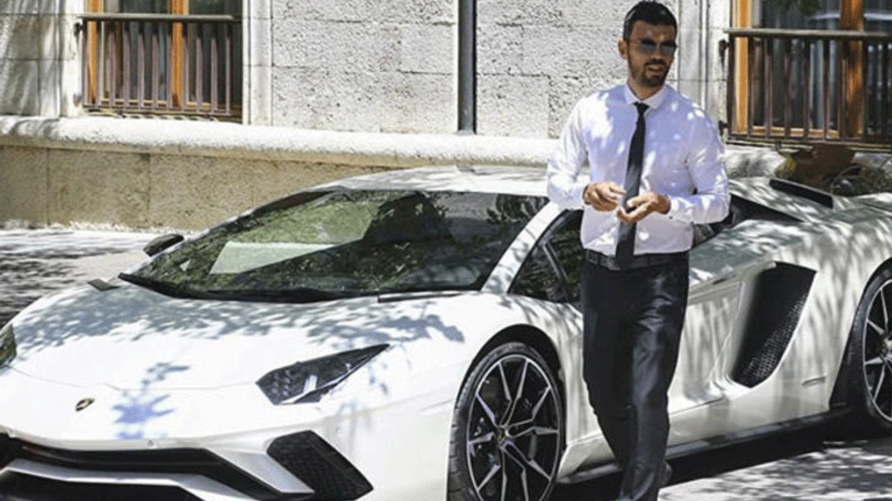 AKP'li vekil Lamborghini'sini satışa çıkardı