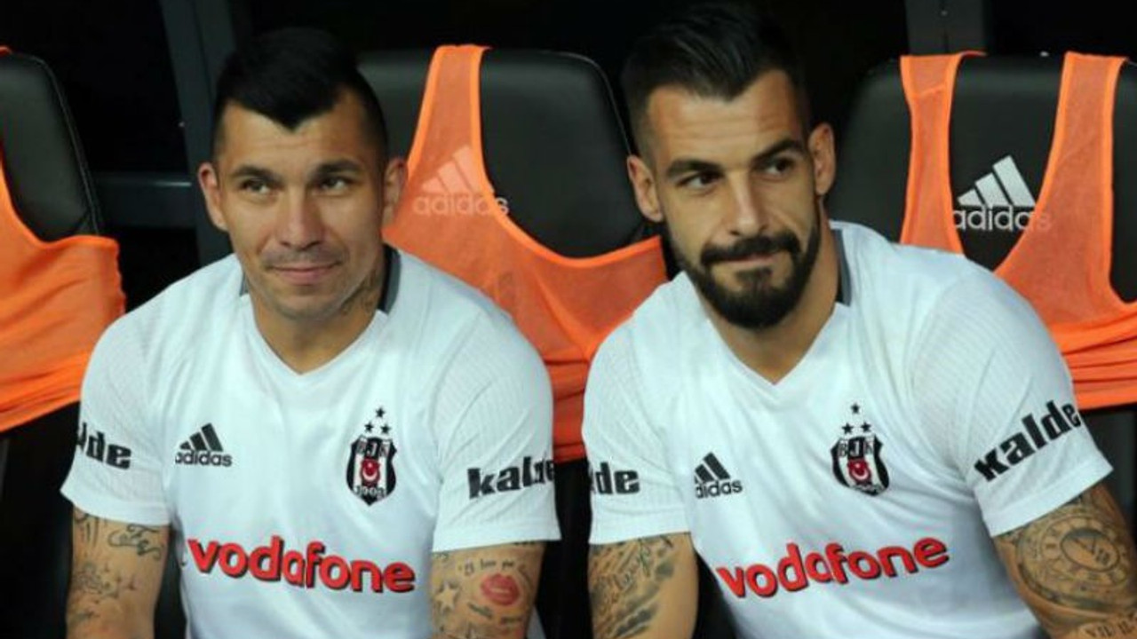 Medel'den Negredo'ya 'kafa kırmalı' veda mesajı