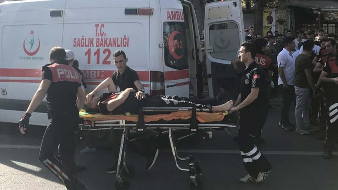 Beşiktaş'ta kaza: 2 polis yaralı