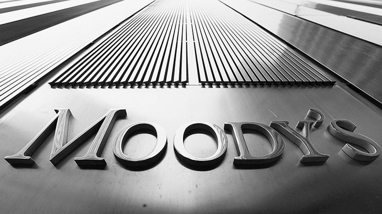 Moody's 9 Türkiye bankasının döviz notunu düşürdü