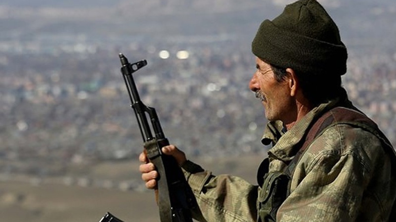 Güvenlik korucusu ile emekli koruculara silah ruhsatı