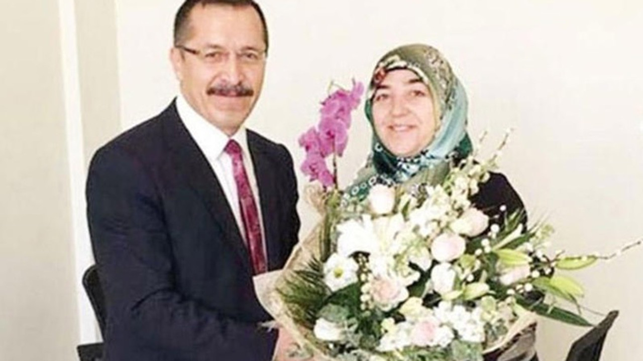 Rektör eşini, Pamukkale Üniversitesi'ne bir kez daha atadı