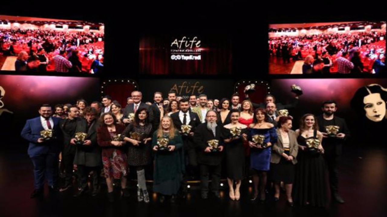 Afife Jale Tiyatro ödülleri verildi