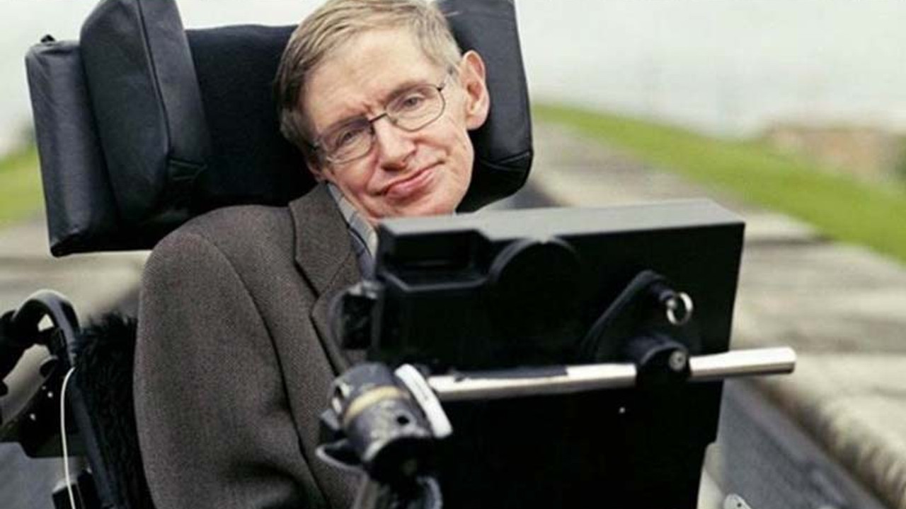 Hawking: Bilim ve eğitim hiç olmadığı kadar tehdit altında