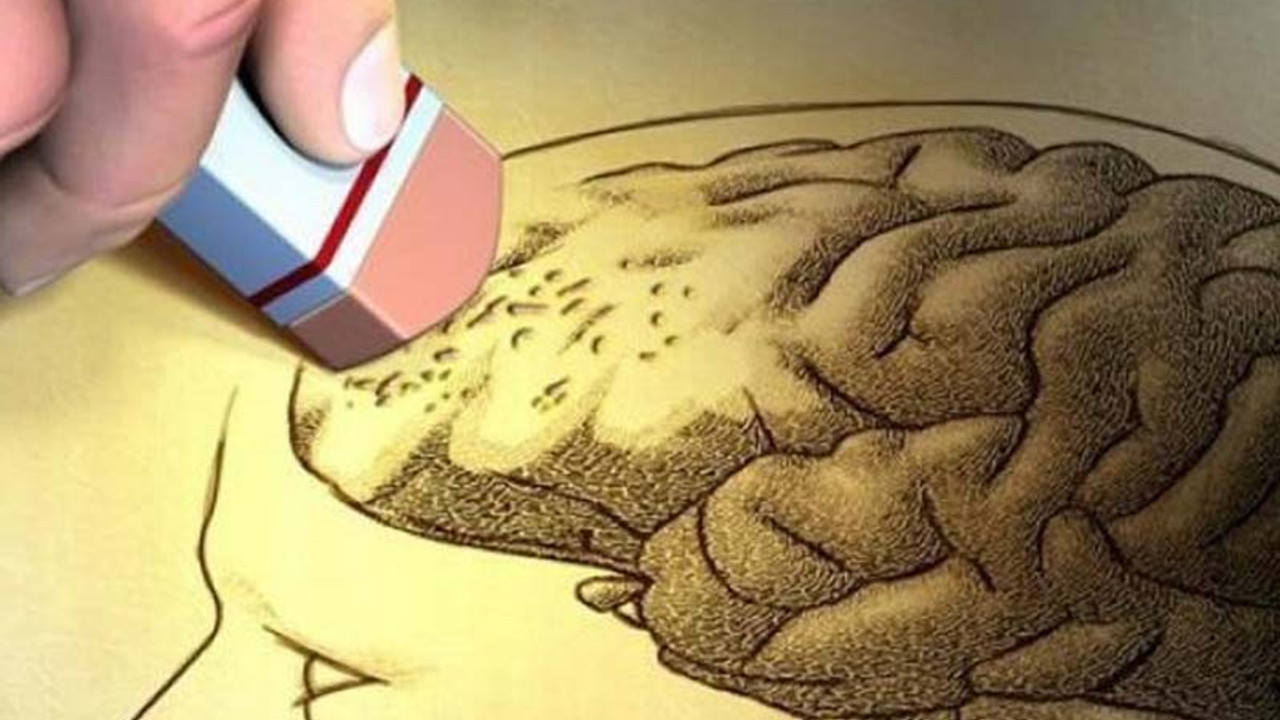 Alzheimer'ın en büyük 'düşmanı'nı açıkladı