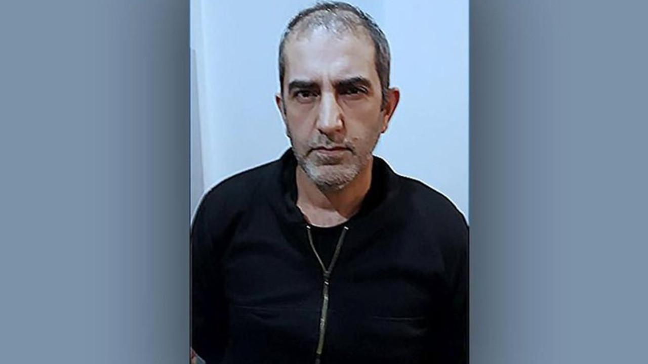 'FETÖ'den aranan firari emniyet müdürü gözaltında