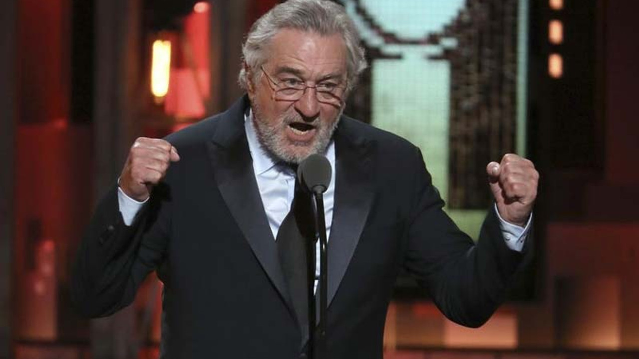 Polis Robert de Niro'ya gönderilen şüpheli paketi araştırıyor