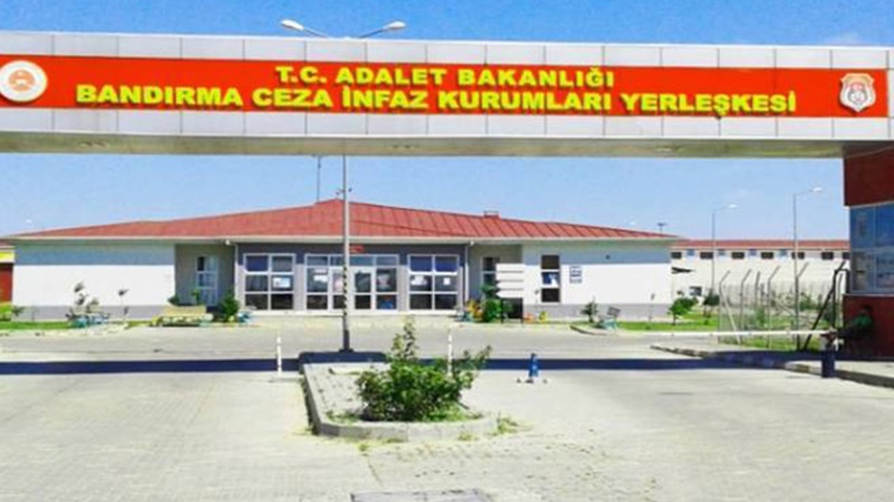 Tehdit edildiğini duyuran tutukluya hücre cezası