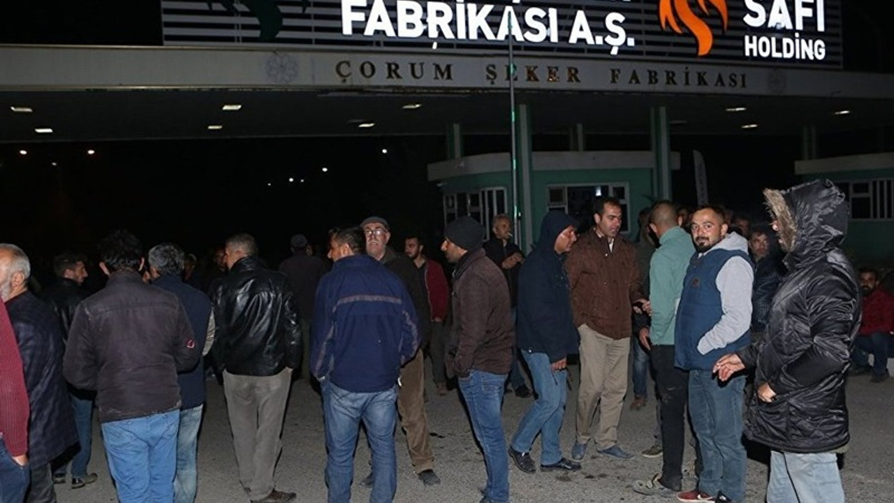 Özelleştirilen şeker fabrikasından paralarını alamayan üreticilerden eylem