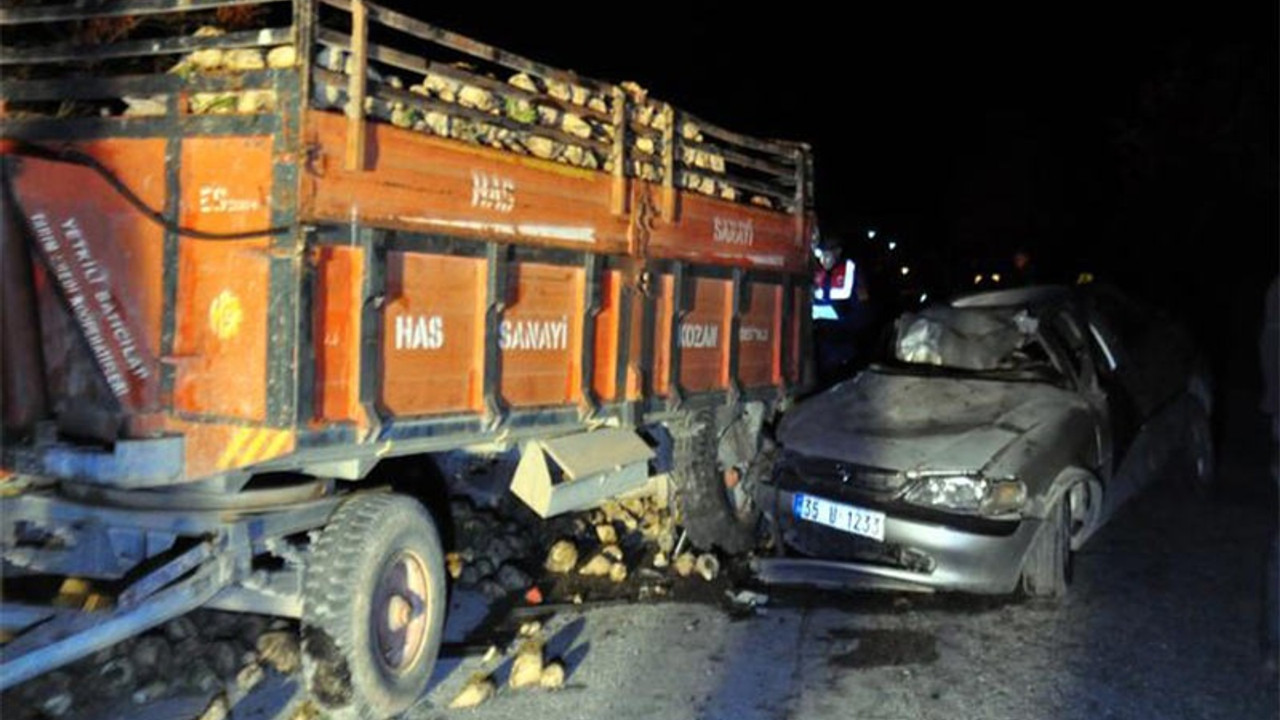 Düğün yolunda kaza: 2 ölü