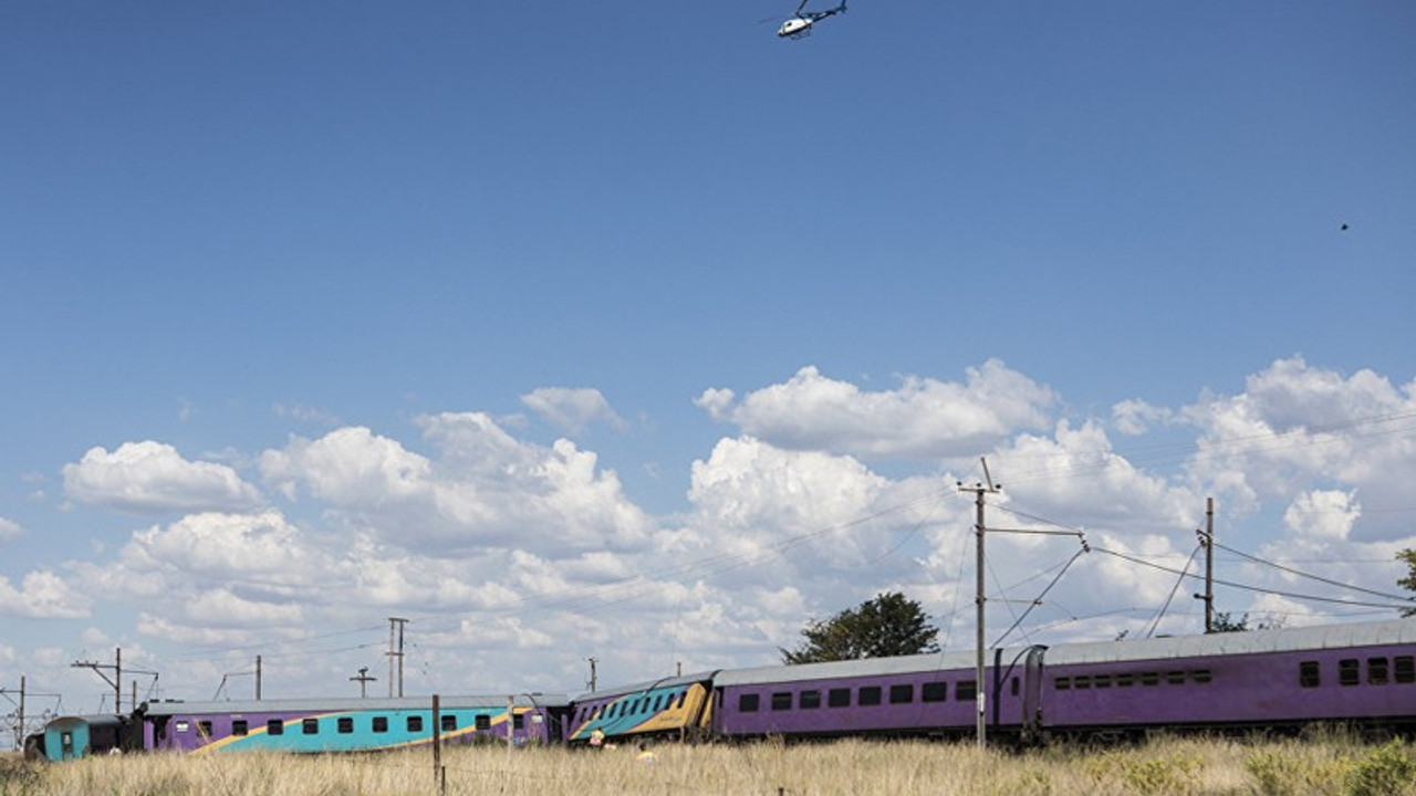 Kongo'da tren raydan çıktı: 40 ölü