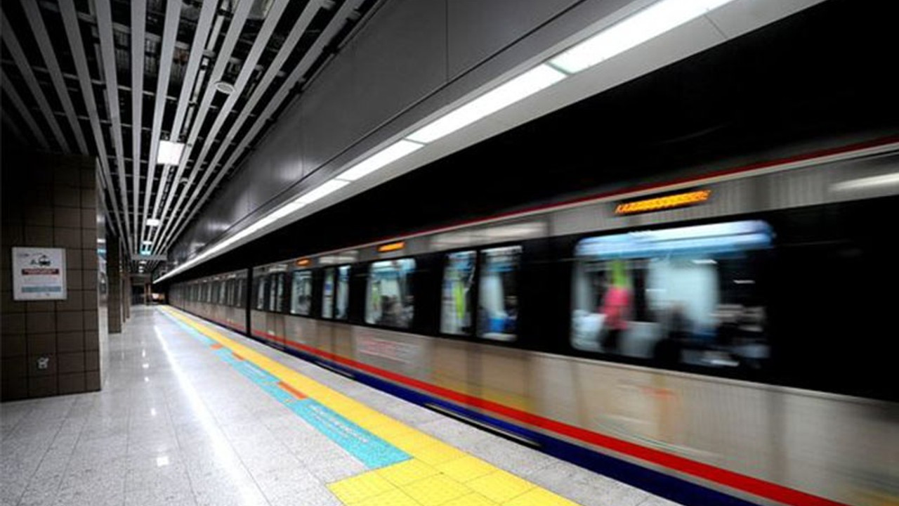 İstanbul'da metro seferlerinde aksama