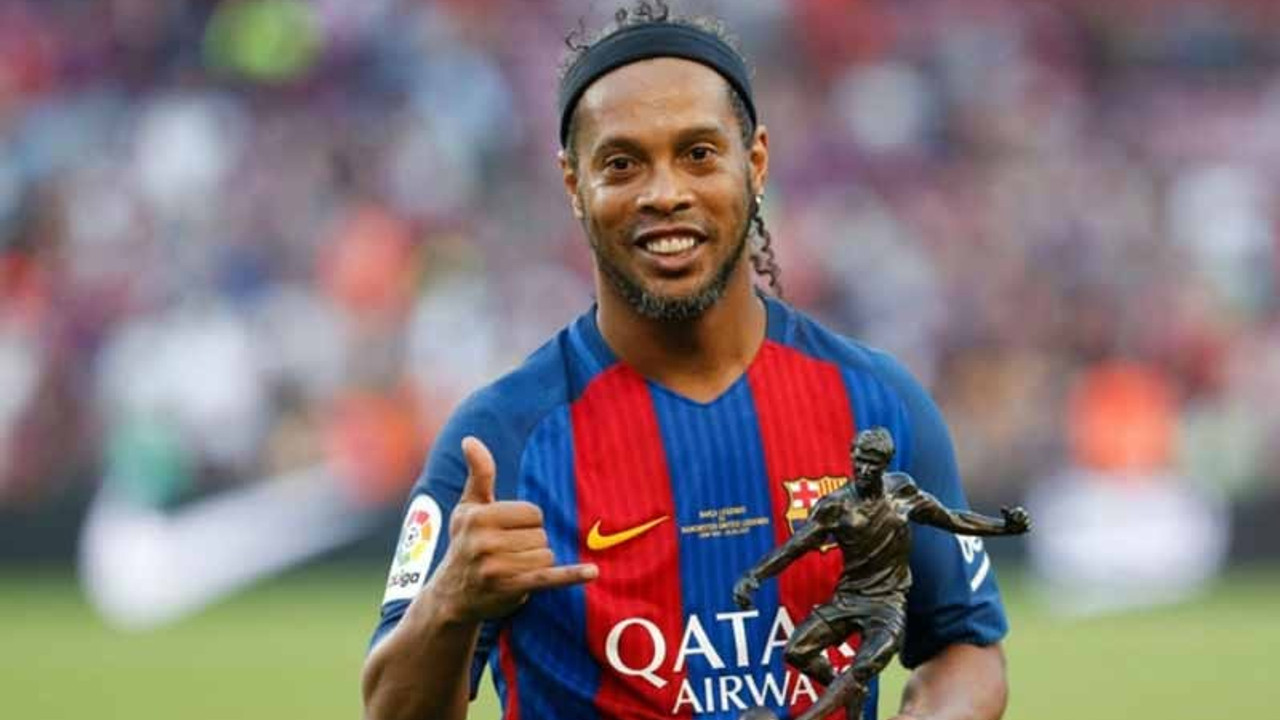 Ronaldinho'nun arabalarına haciz konuldu