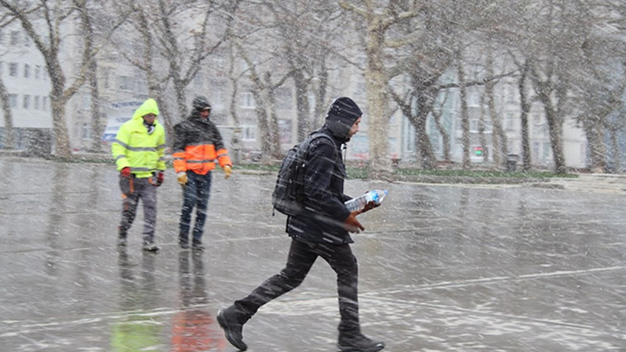 Meteoroloji'den sel, kar ve don uyarısı