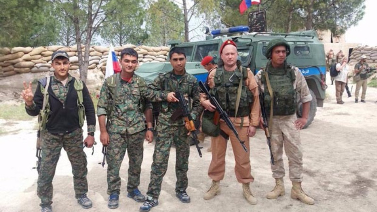 ABD'den sonra Rus askerleri de sınırda