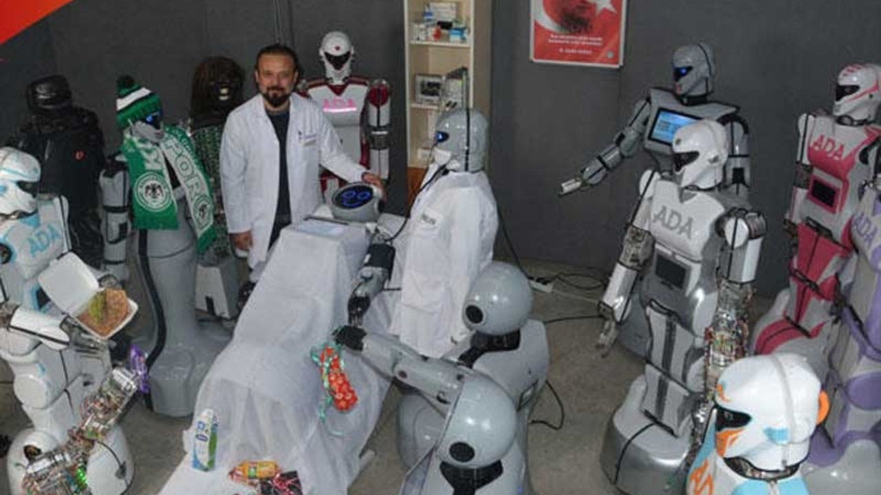 Parçalanan Konyalı robotu 'arkadaşları' yalnız bırakmadı