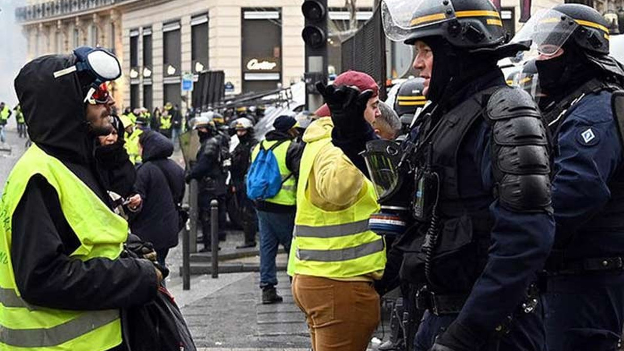 Sarı Yelekliler'e karşı Paris'te 8 bin polis görevlendirildi