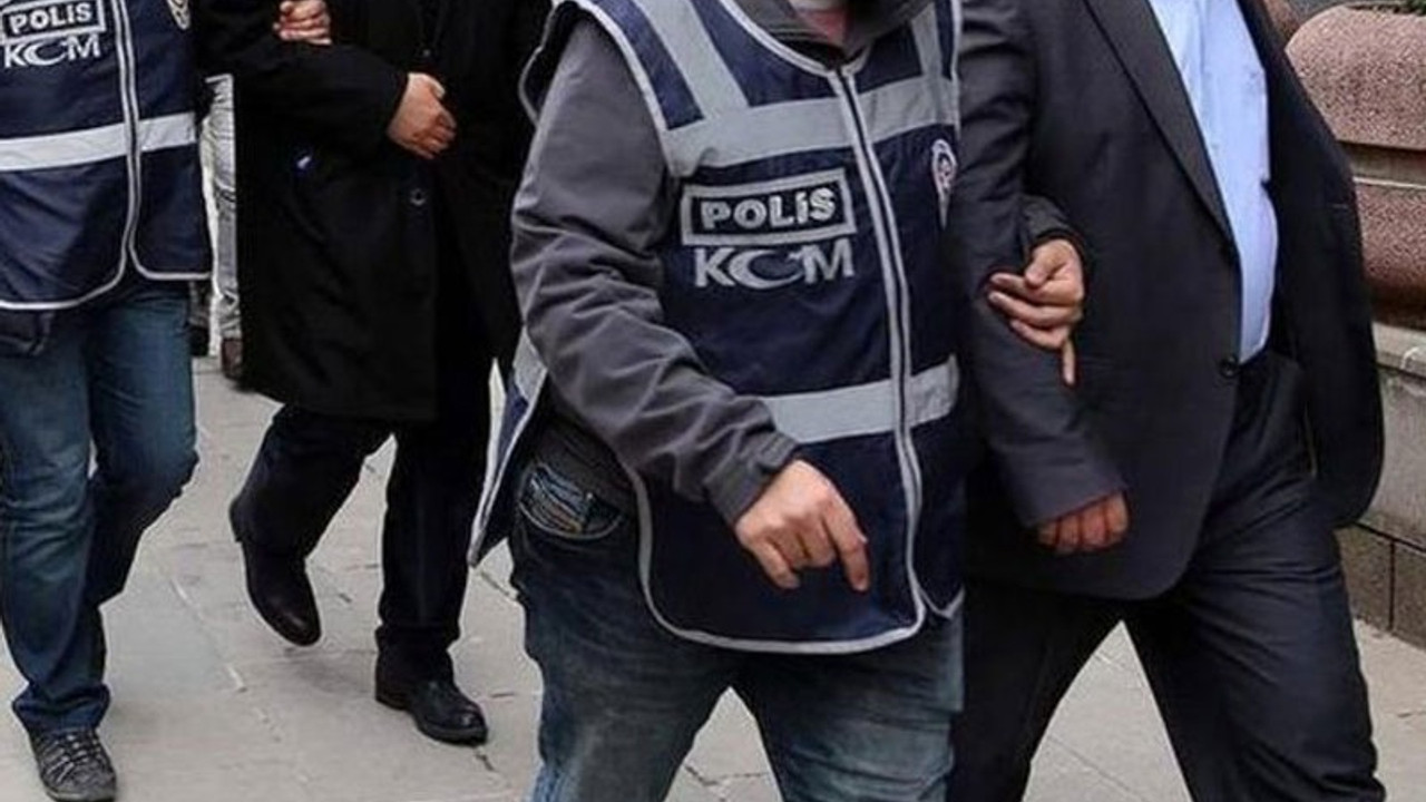 Ankara'da 12 emniyet müdürüne gözaltı