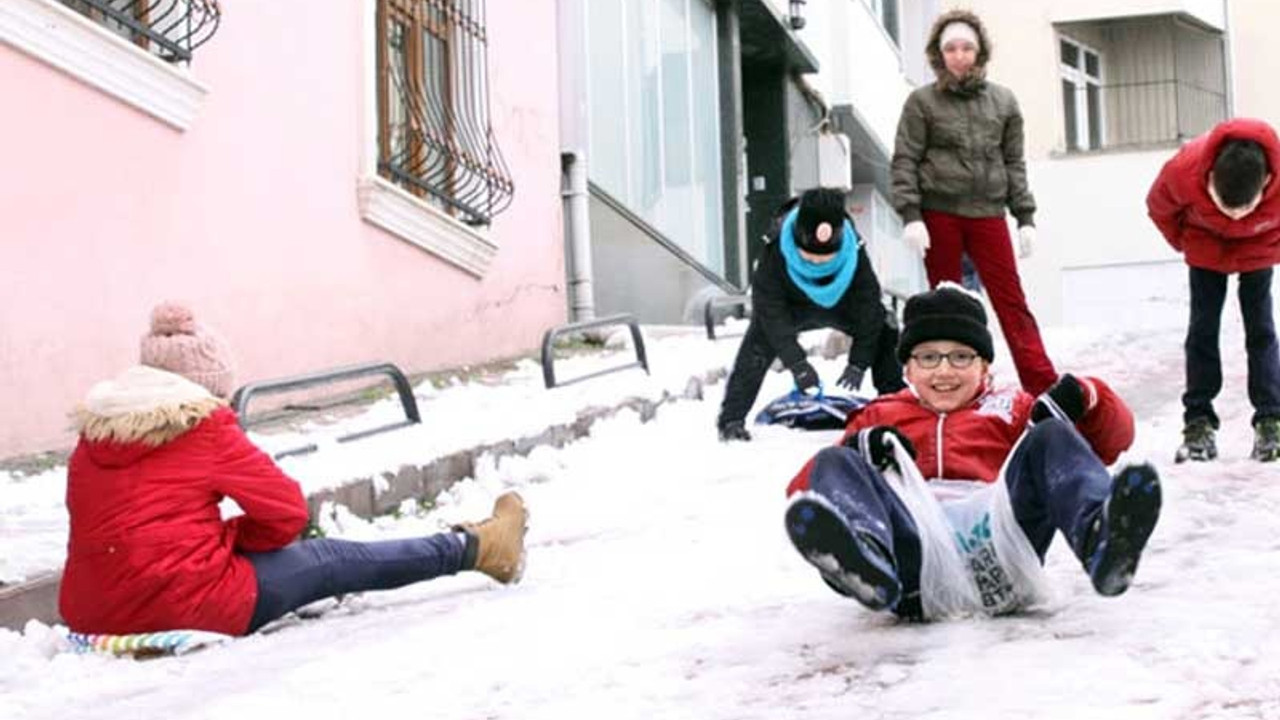 Vali duyurdu: Eğitime kar engeli