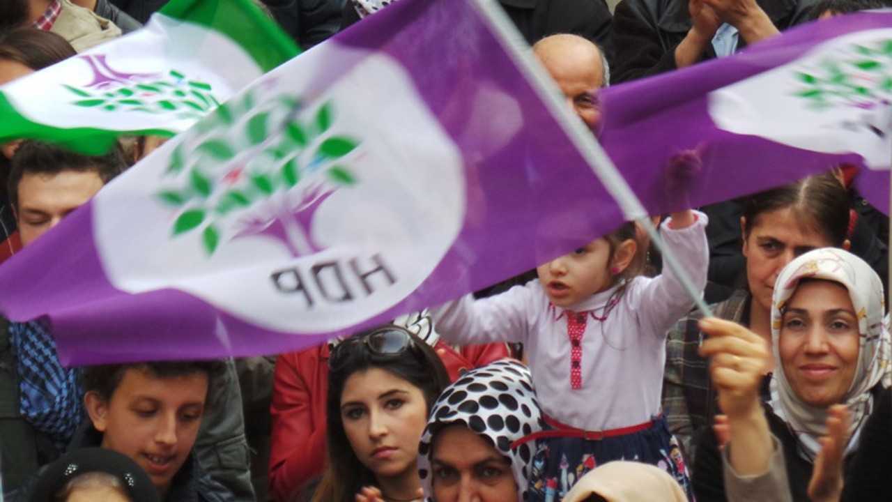 HDP'de ön seçim: Adaylar için sandık kurdu