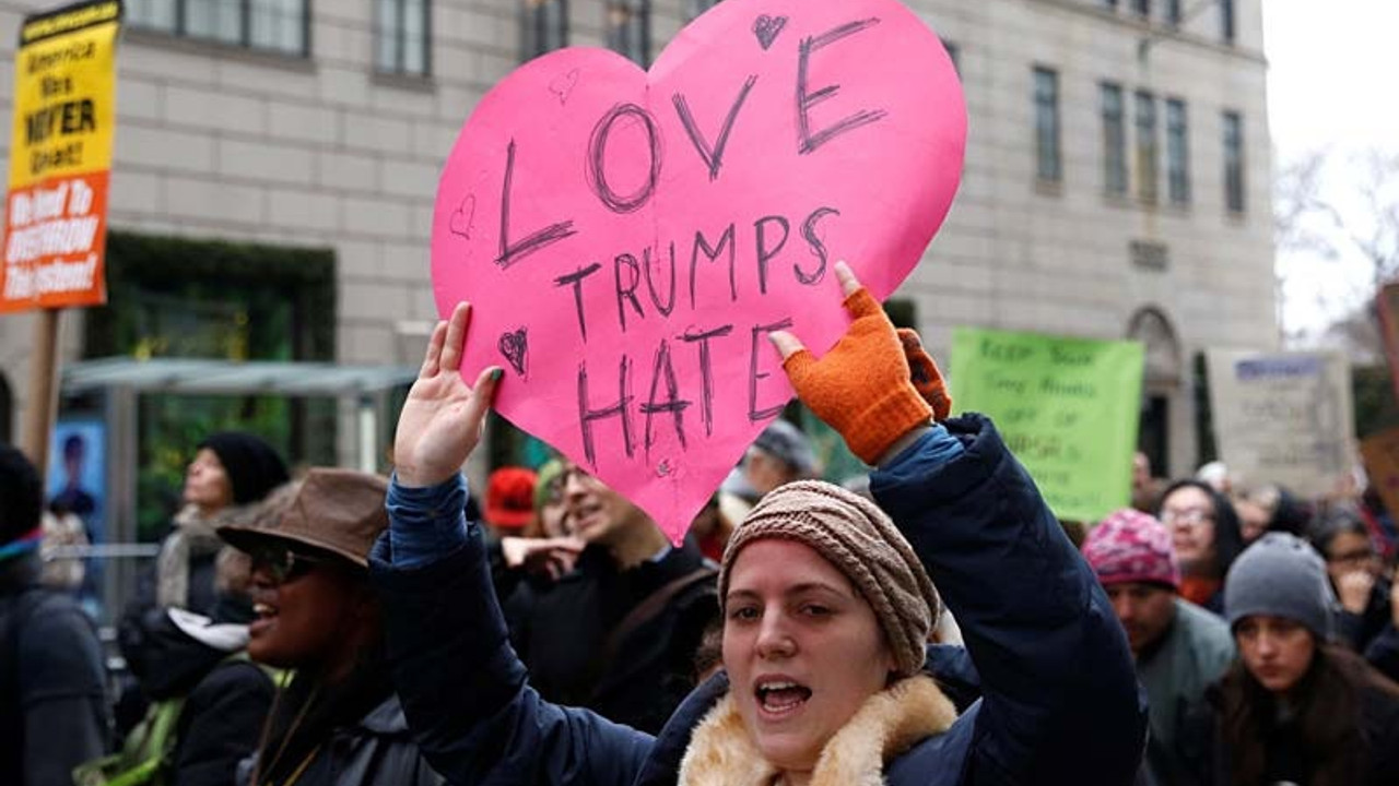 Kadınlar Trump'tan kaçmak istiyor