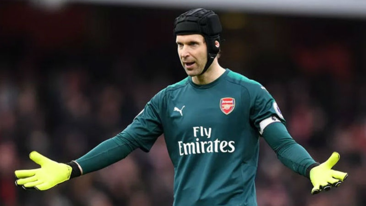 Petr Cech futbolu bırakıyor