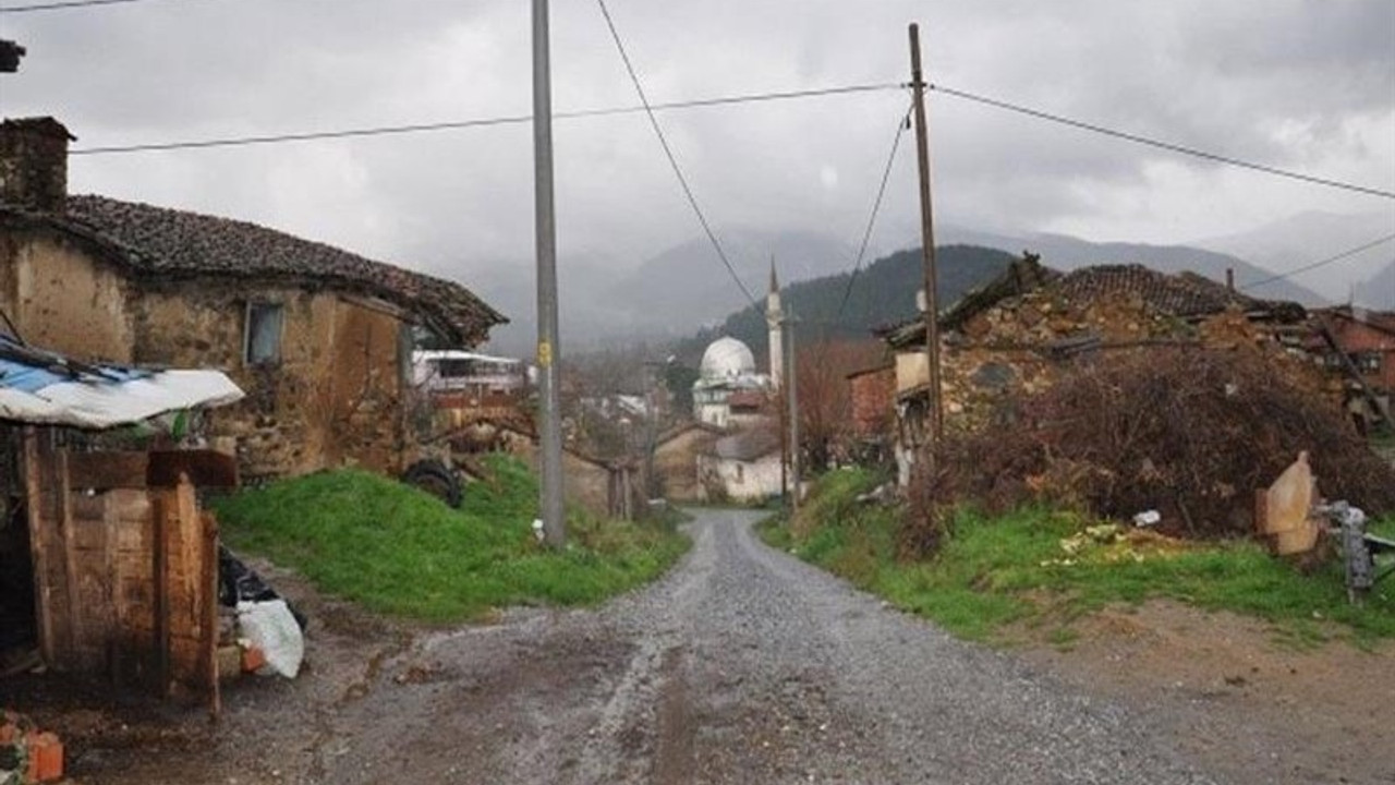 Ahıra bile seçmen taşımışlar: Muhtarlar isyanda