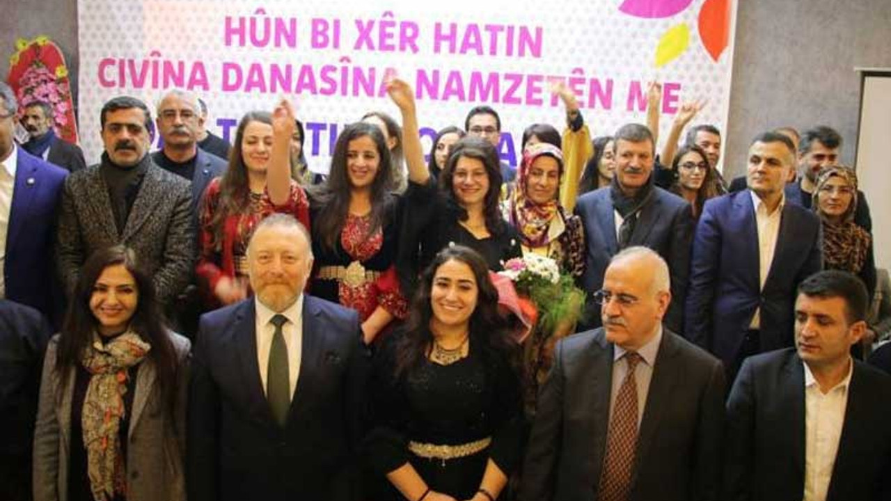 HDP Van adaylarını tanıttı: Boyun eğmedik, eğmeyeceğiz